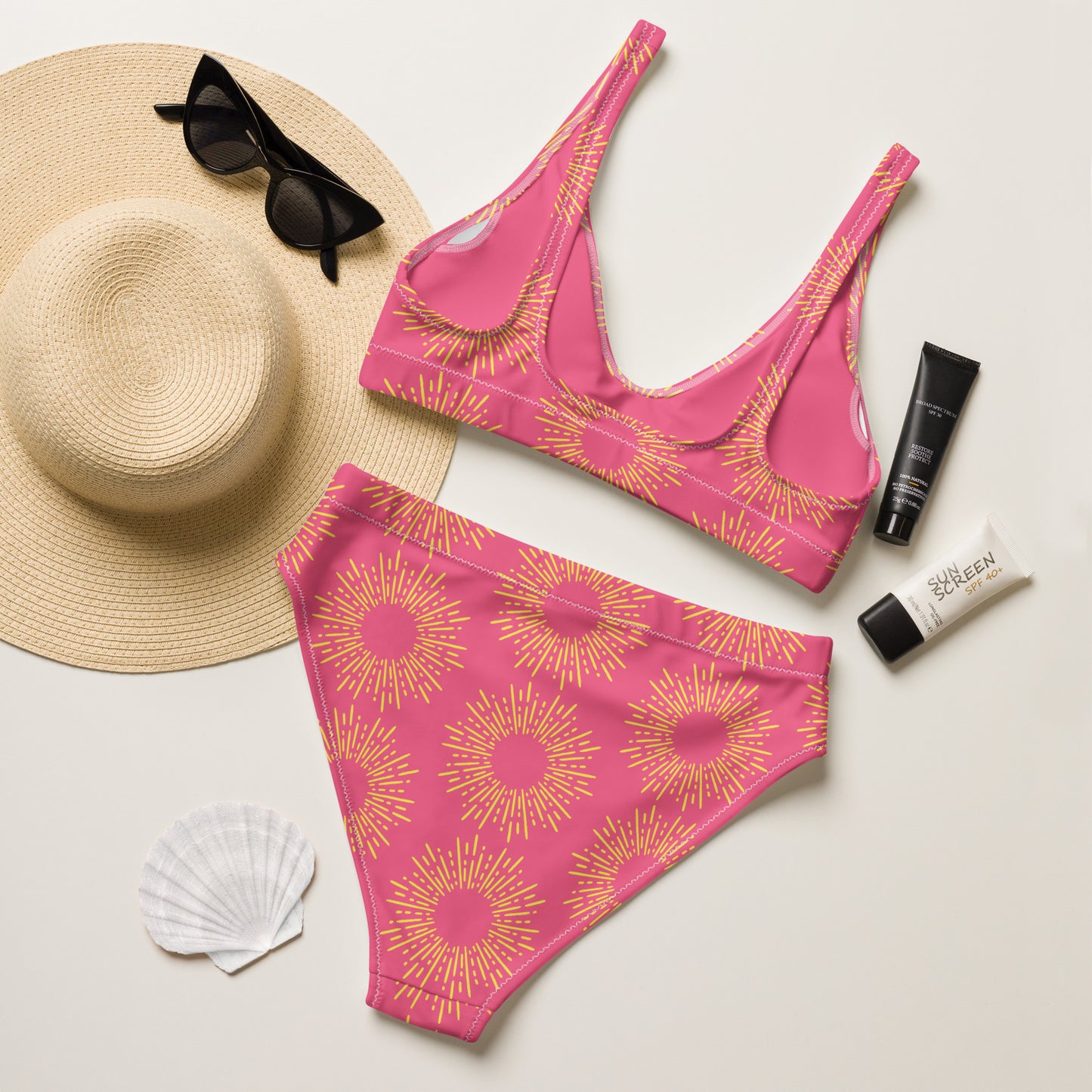 High-waisted bikini