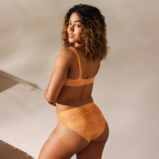High-waisted bikini